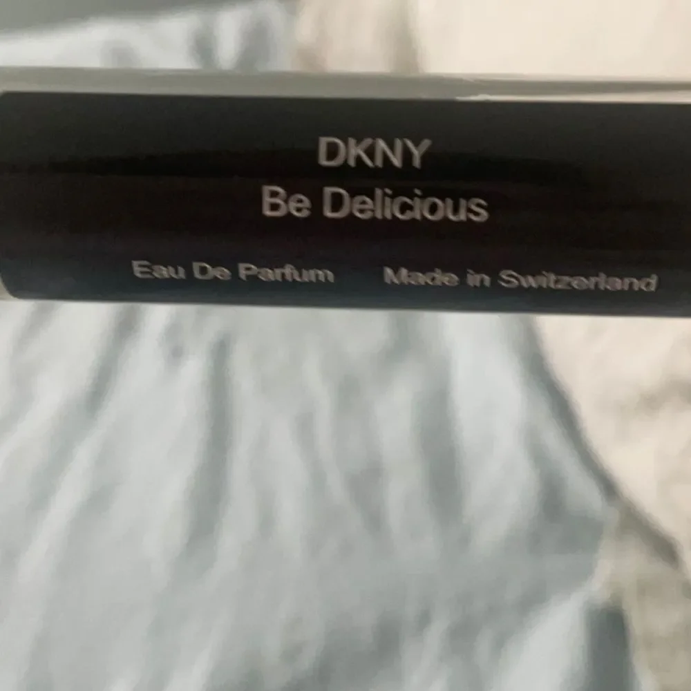 Genuine DKNY BE DELICIOUS Travel Size EDT Spray